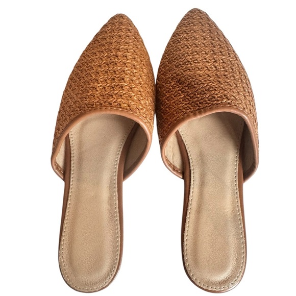Chic Woven Raffia-Style Pointed Toe Slide Mules Tan Slip-On Size 41 (US 10) - Picture 4 of 4